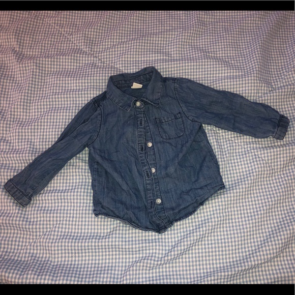 Toddler Chambray Button up - Picture 1 of 2